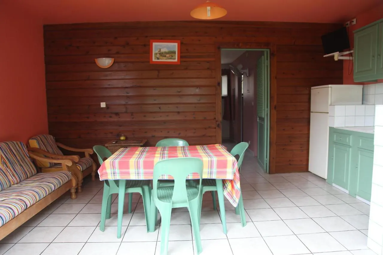 Apartment Gite Bagatelle Classe 2 Etoiles Sainte-Rose