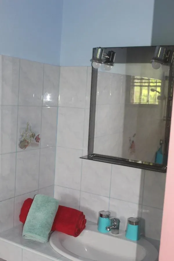 Apartment Gite Bagatelle Classe 2 Etoiles Sainte-Rose